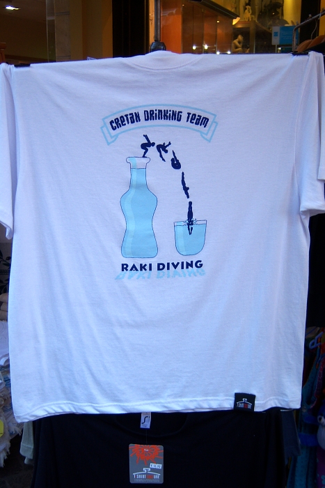 100_1966 hania raki diving t-shirt.jpg - 228841 Bytes